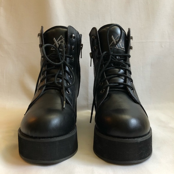 YRU Platform Boots - Picture 2 of 4